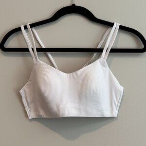 Lululemon White Like a Cloud Bra Light Support Ribbed Size 4